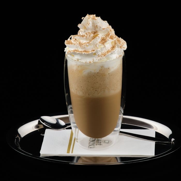 Toffeenut Iced Vanilla Latte